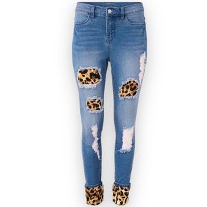 SOLD! Adorable Leopard Cuffed Cropped Distressed High Waisted Jeans